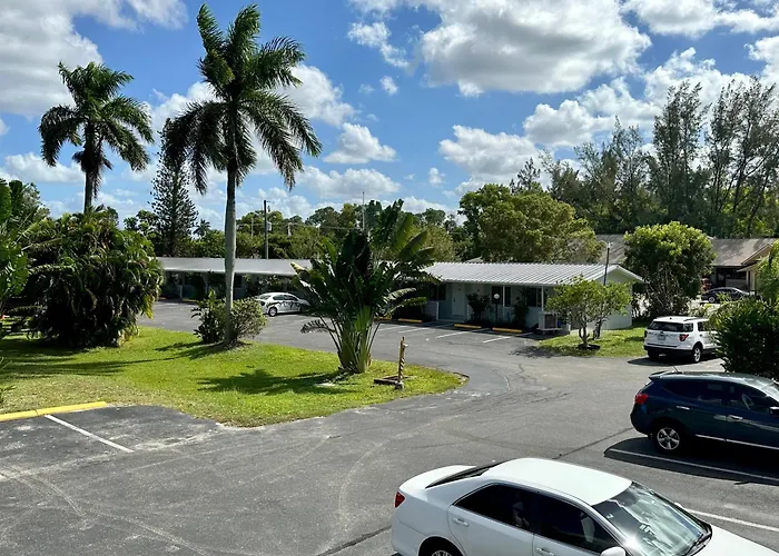 Conty\'S Motel