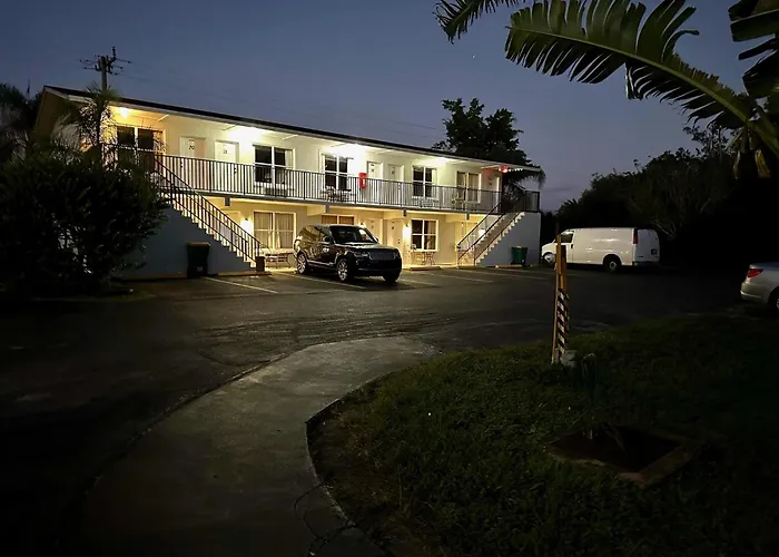 Conty\'S Motel